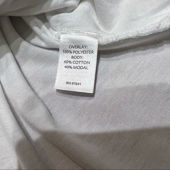 J Jill White Overlayed Appliquéd 3/4 Sleeve Top V-scooped Neck Line size Medium - Picture 8 of 9